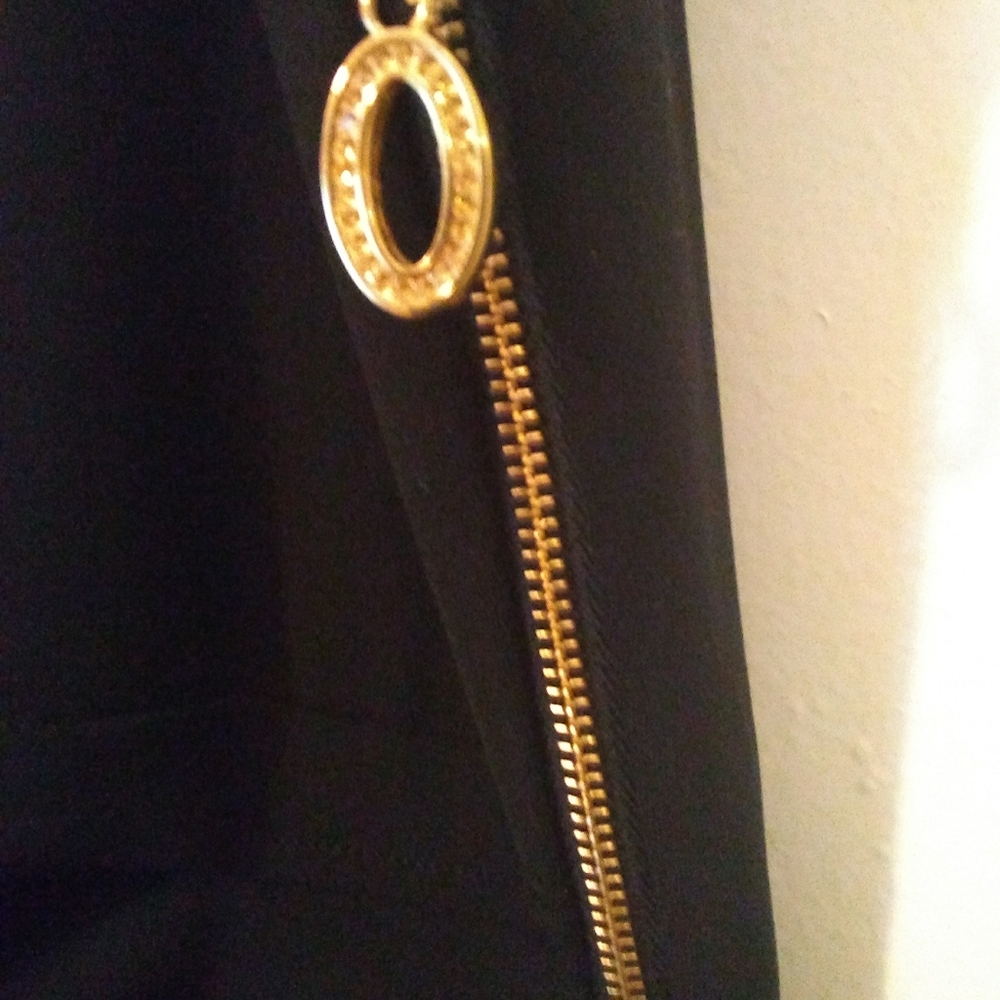 Dress - Picture 5 of 5